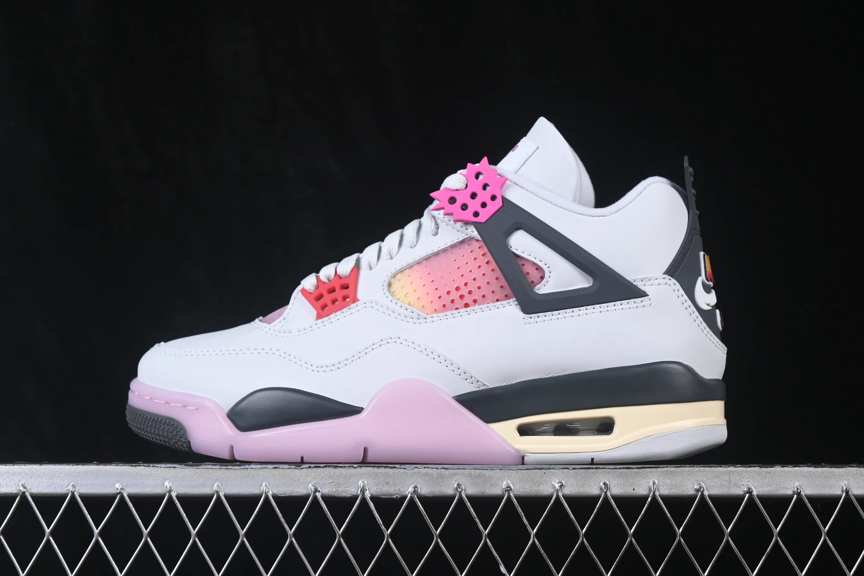 All categories Air Jordan Jordan series basketball shoes Air Jordan 4 OG version Air Jordan 4 Retro "Comic" AJ4 Joe 4 comic JA1135-100